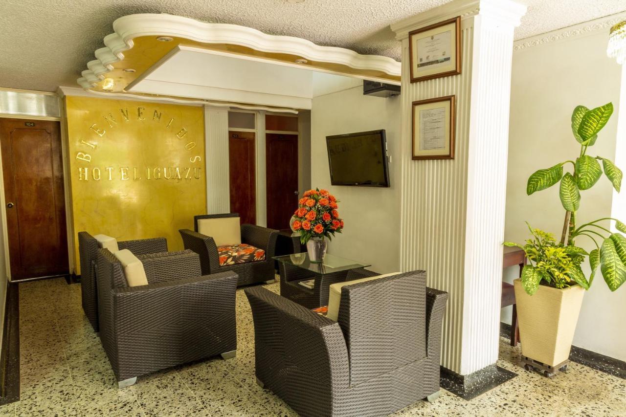 Hotel Iguazu Villavicencio Ngoại thất bức ảnh